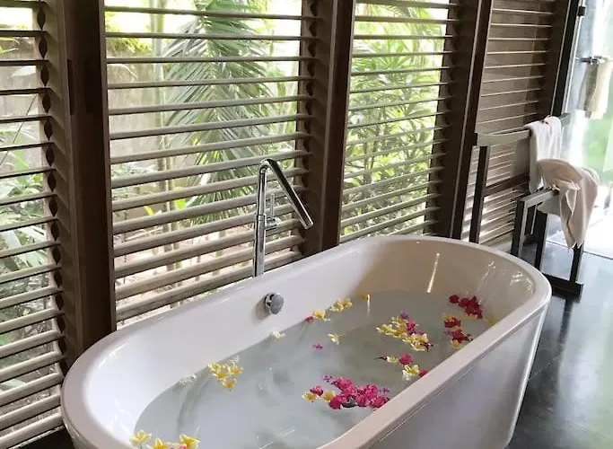 Unique Architect-designed & Tropical Garden In Villa Seminyak